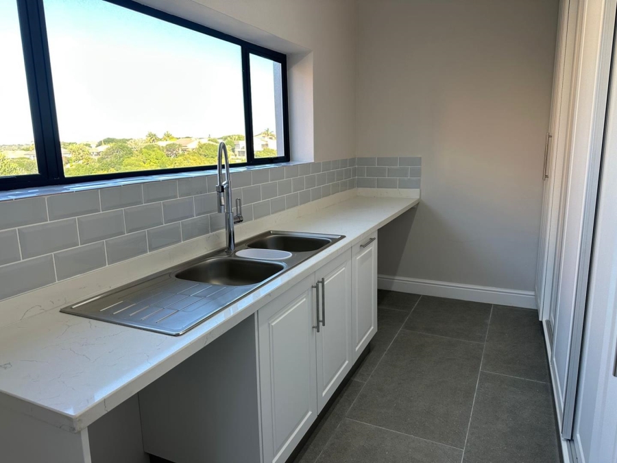 5 Bedroom Property for Sale in Stilbaai Wes Western Cape